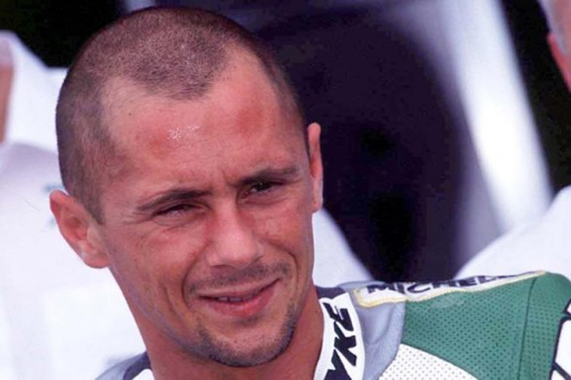 Doriano Romboni morre em corrida de homenagem a Marco Simoncelli 813311?tp=UH&db=IMAGENS